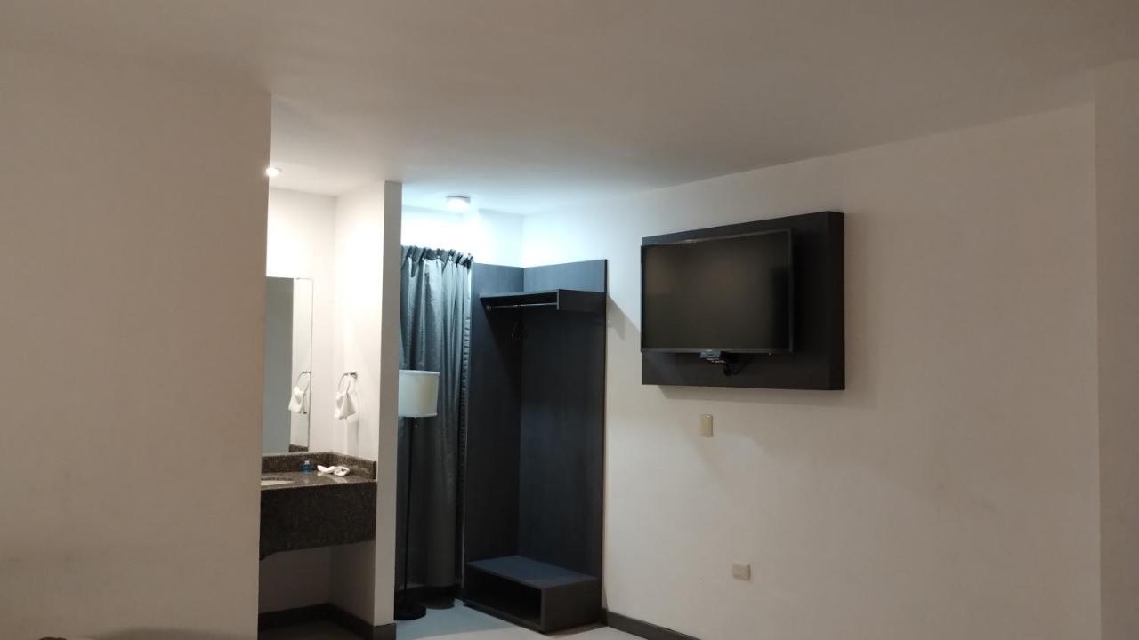 Hotel El Rancho Sabinas Hidalgo Ngoại thất bức ảnh
